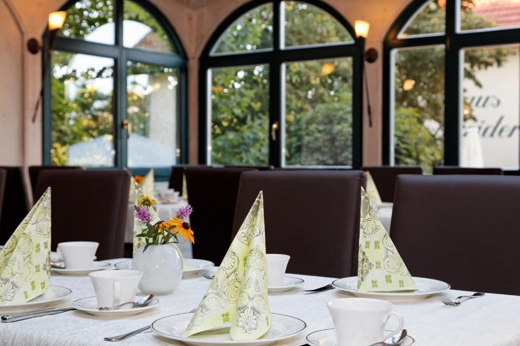 Landhotel Schneider Riedenburg Exterior photo